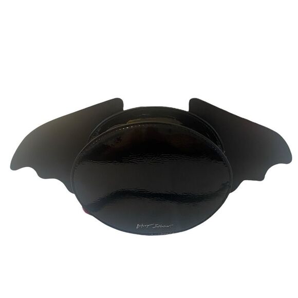 Betsey Johnson XO Wings Black Patent Leather Glow-In-The-Dark Bat Crossover. - Picture 5 of 9